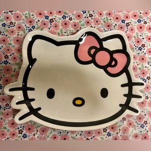 Hello Kitty jewelry plate